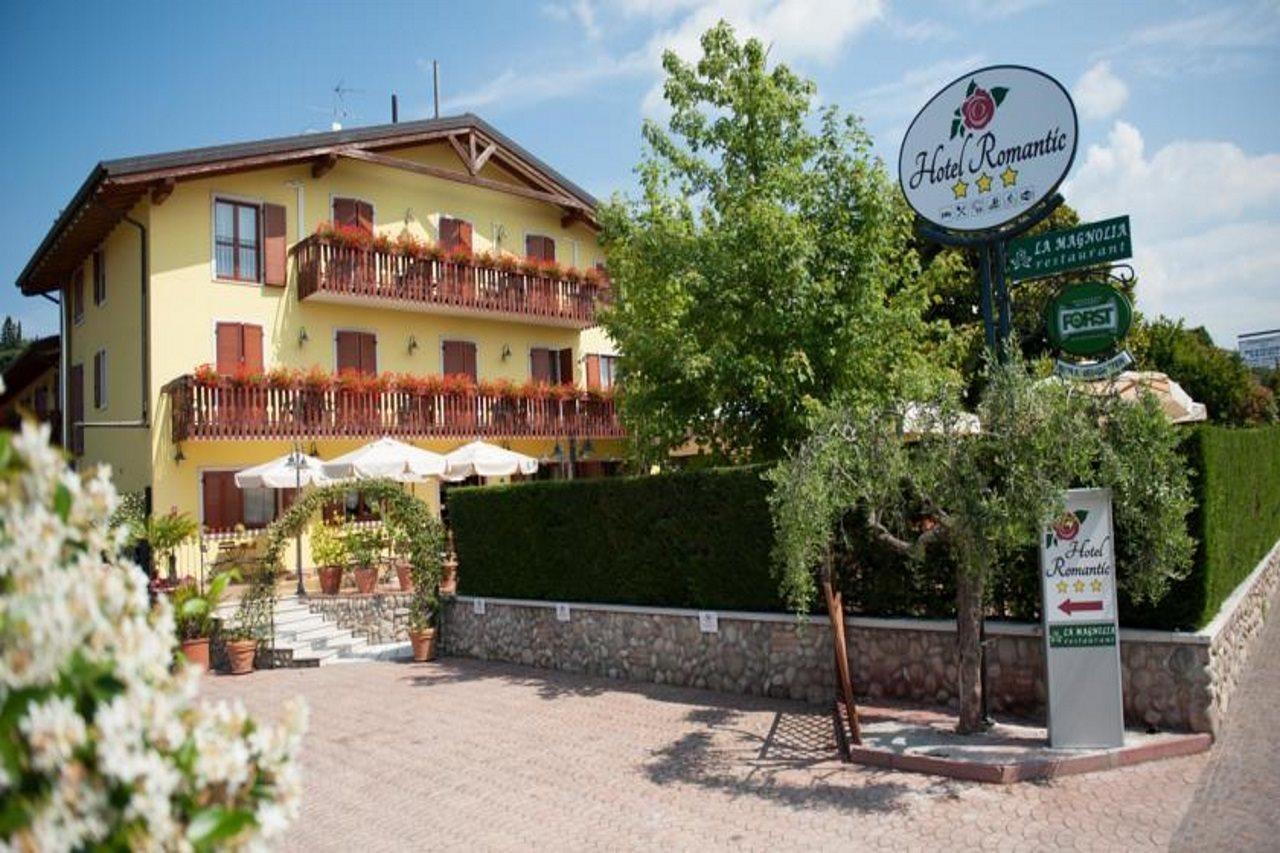 Hotel Romantic Cavaion Veronese Exterior foto